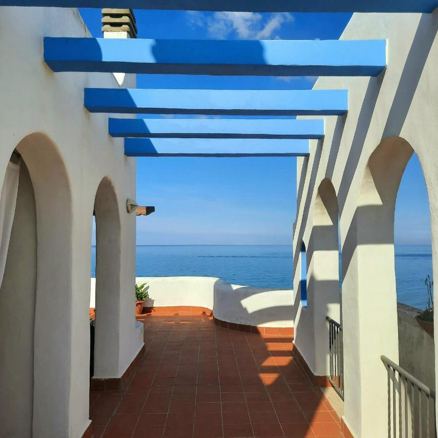 Casa Vacanze Elianto Anzio Eksteriør billede
