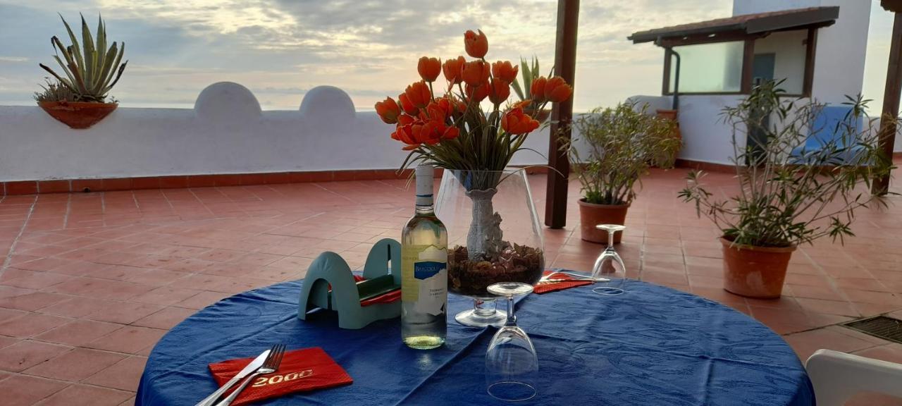 Casa Vacanze Elianto Anzio Eksteriør billede