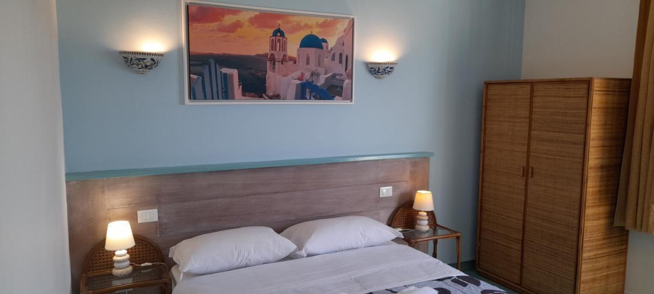 Casa Vacanze Elianto Anzio Eksteriør billede